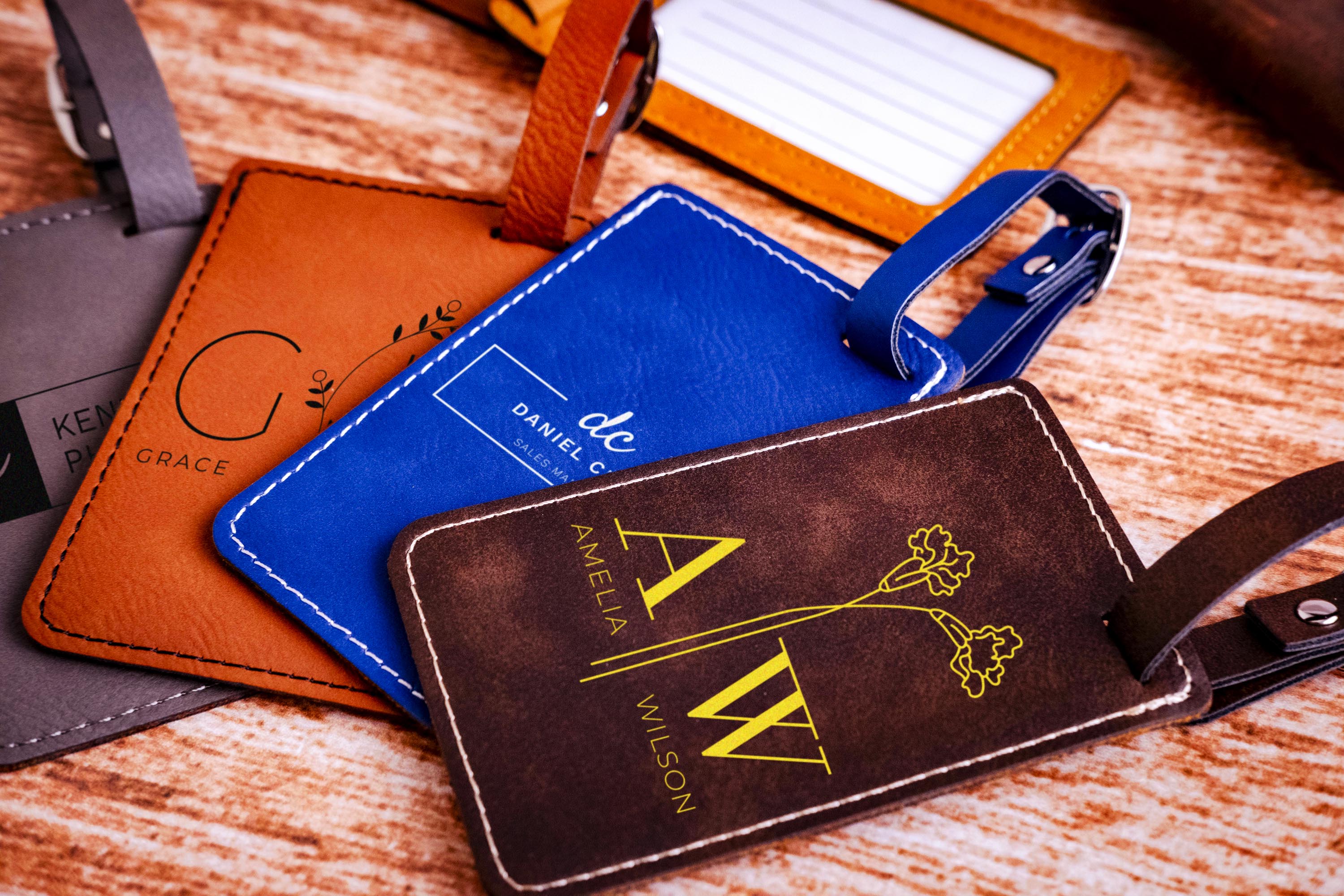 LUGGAGE TAG